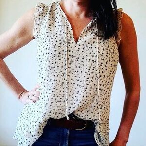 CAbi 6109 Wishful Top Spring 2022